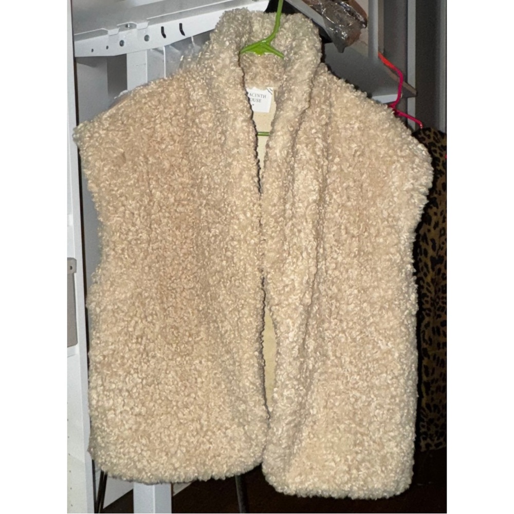 Tuckernuck Oversized Aspen Sherpa Vest / Size M